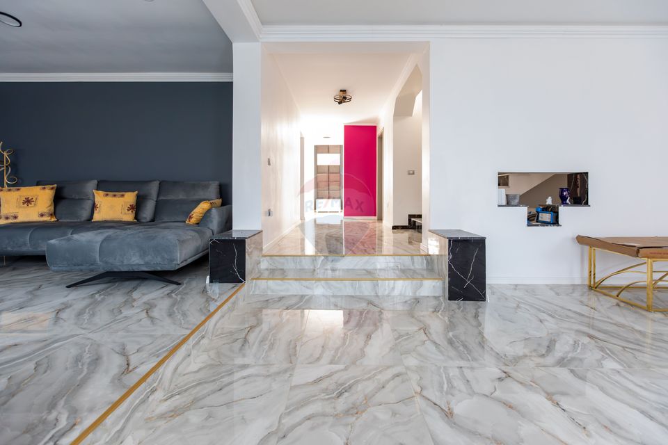 5 room House / Villa for sale