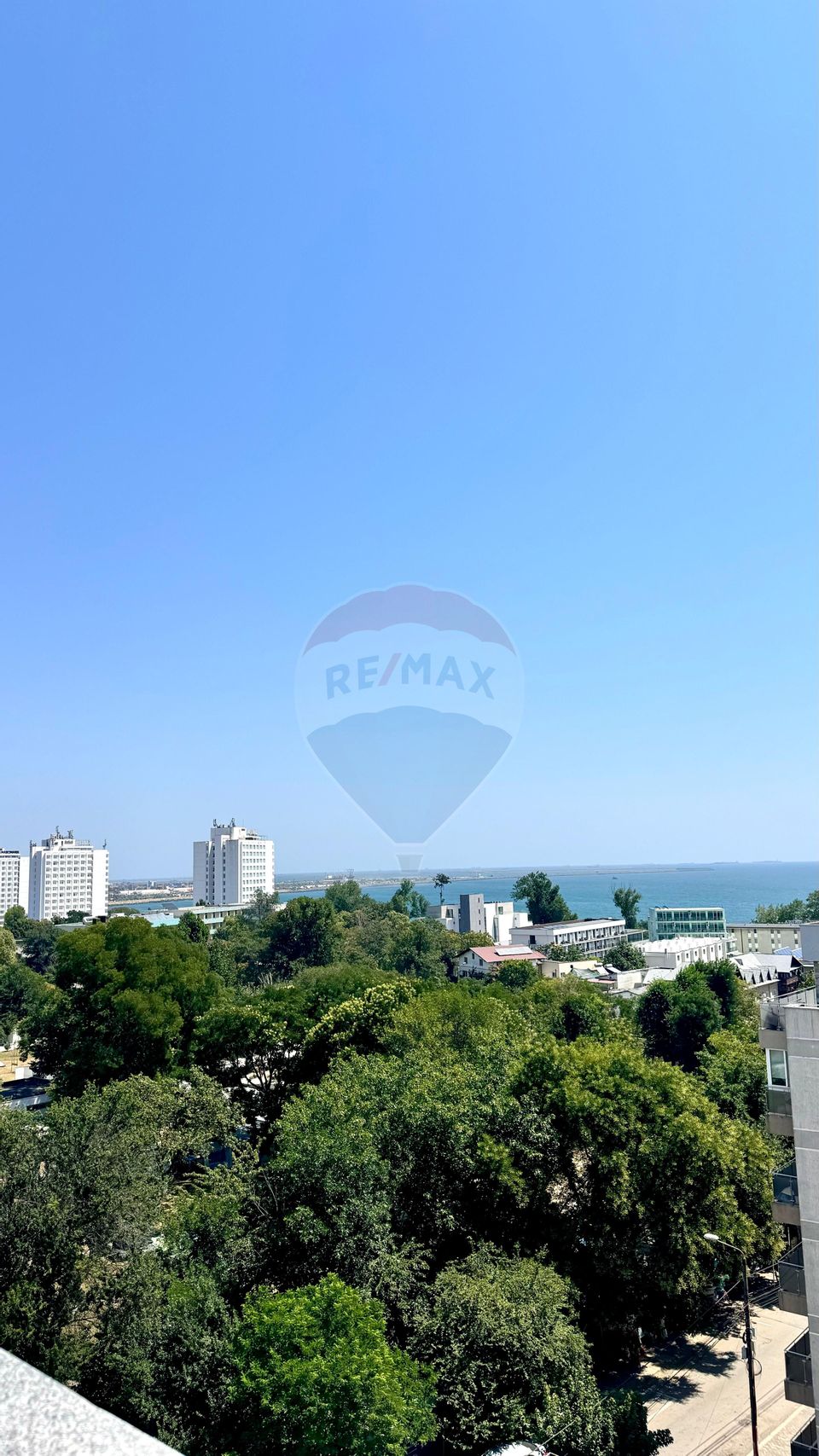 Apartament cu 2 camere cu vedere la mare in Eforie Nord, de vânzare