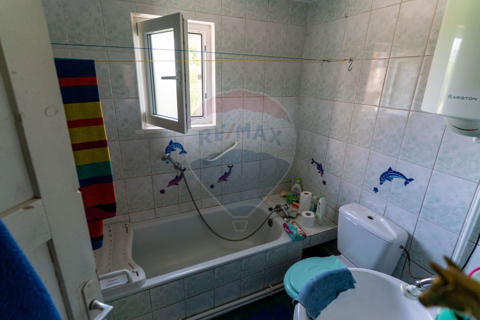 Casă / Vilă cu 10 camere amplasate in 2 corpuri de cladire de vanzare