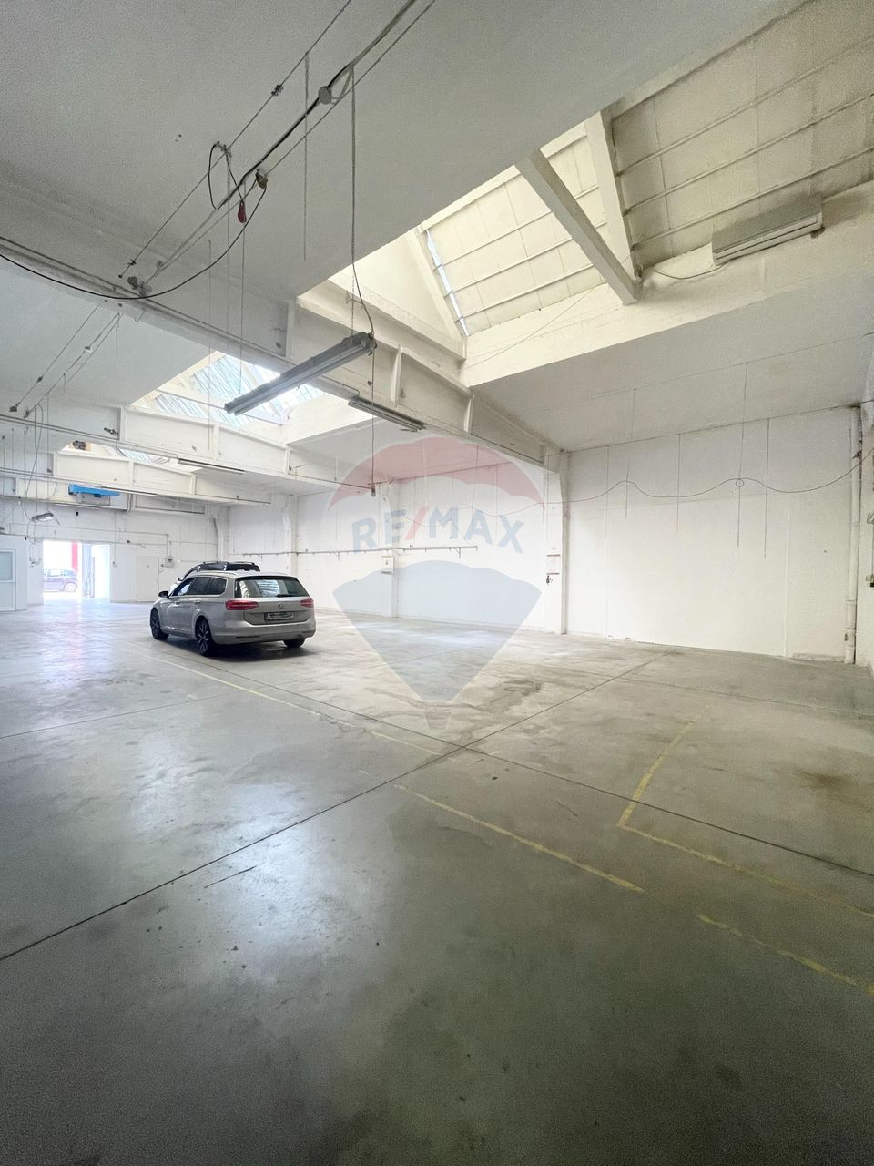431.2sq.m Industrial Space for rent, UTA area