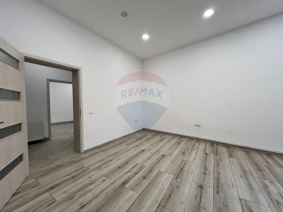 75sq.m Office Space for rent, Semicentral area