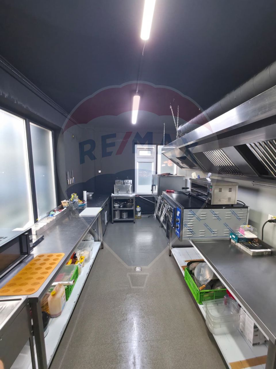 Afacere la cheie tip restaurant-Grand Arena, Berceni