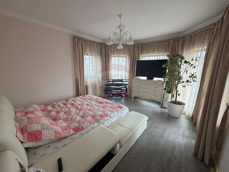 5 room House / Villa for sale