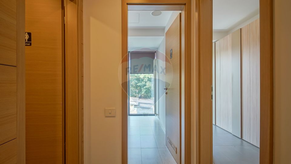 Birou “la cheie” de închiriat, complet mobilat și utilat – Brașov