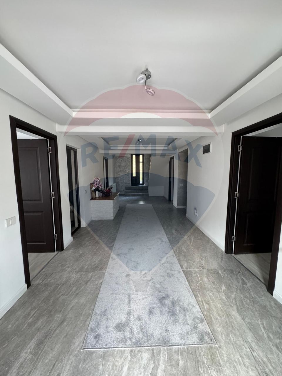 6 room House / Villa for sale