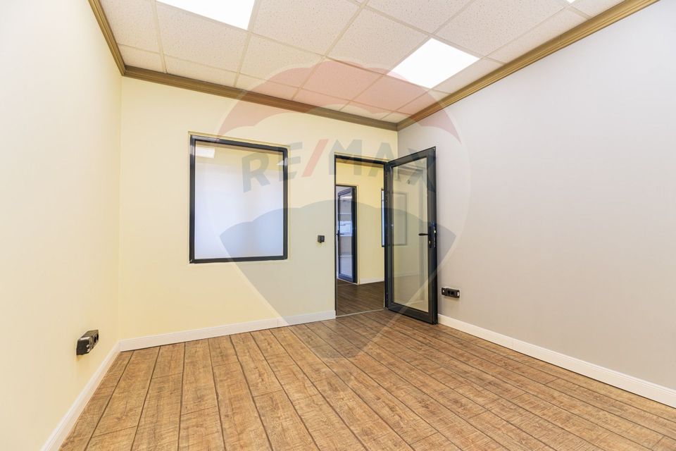 35.5sq.m Office Space for rent, Vlahuta area