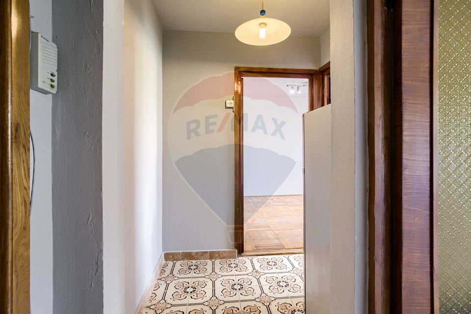 3 room Apartment for sale, Romanilor area
