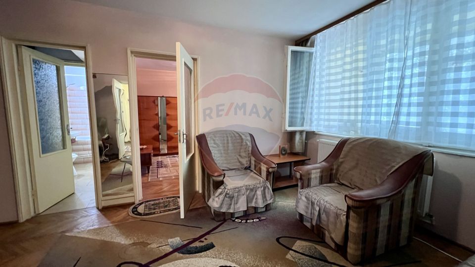 Apartament 2 camere de vanzare, etaj 3 - Bd. G. Cosbuc, Galați