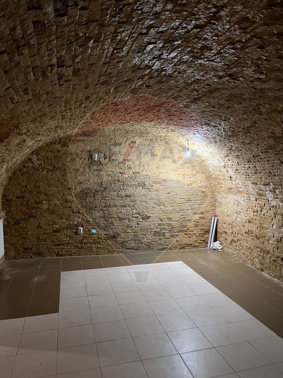 Spatiu comercial de inchiriat, zona centrala