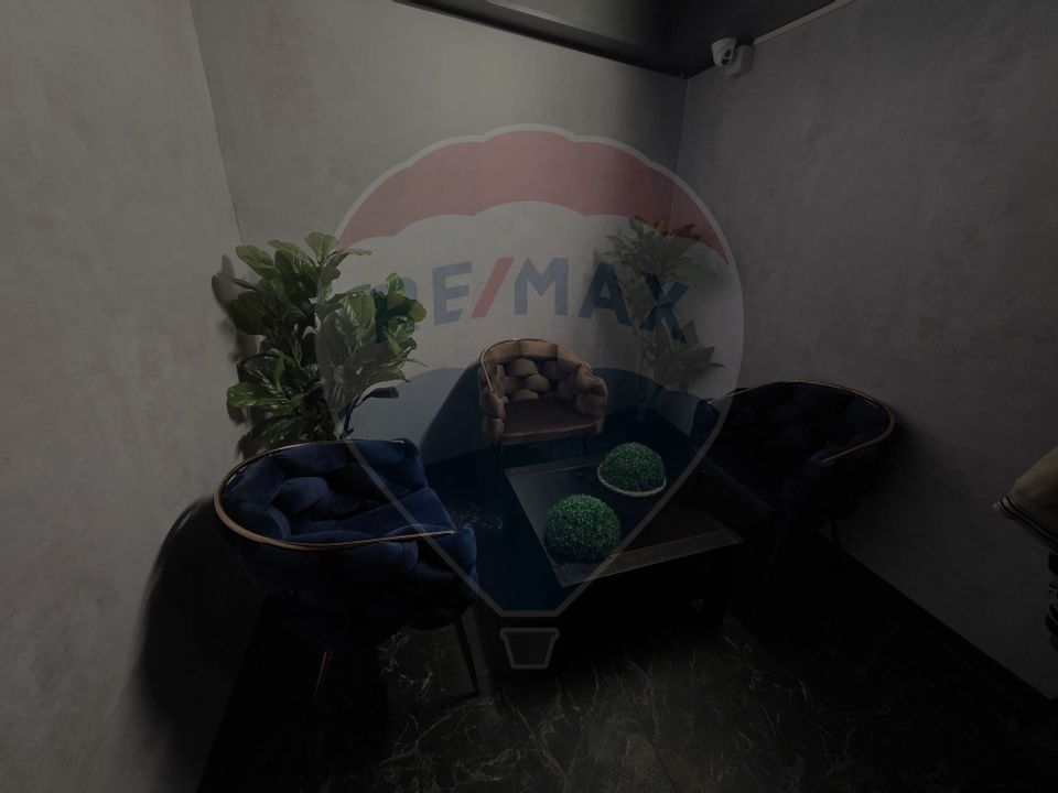 Commercial space with yield for sale -Universiate-