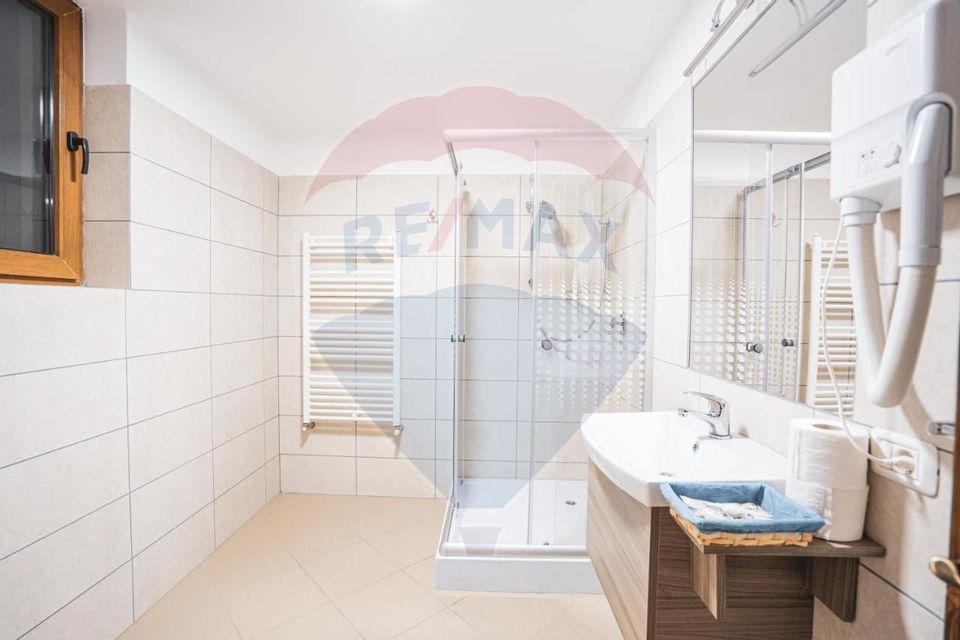 15 room Hotel / Pension for sale