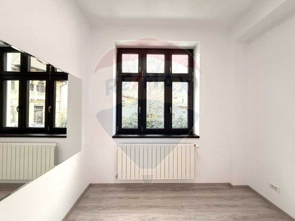 100sq.m Commercial Space for rent, P-ta Victoriei area