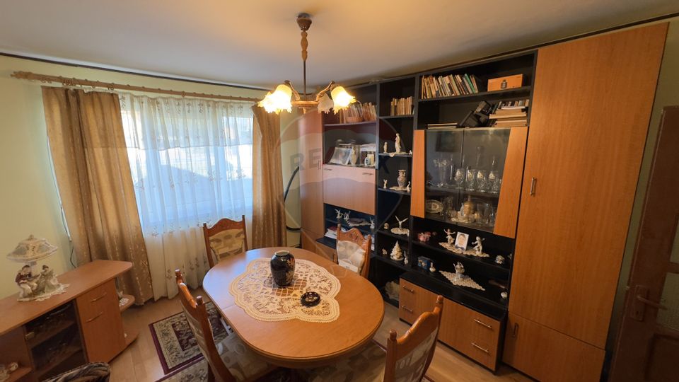 Casă / Vilă cu 3 camere de vânzare