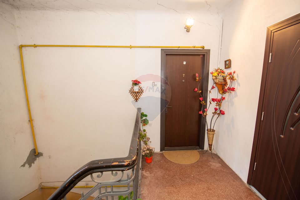 Apartament cu 2 camere de vanzare zona Turda Strada Stefan Stoika