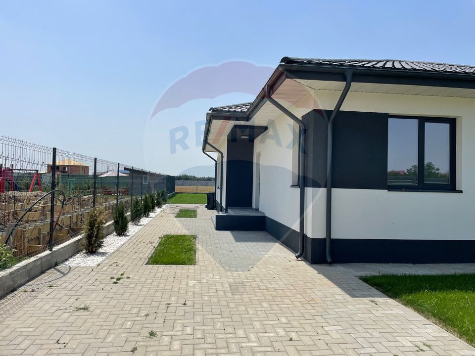 3 room House / Villa for sale