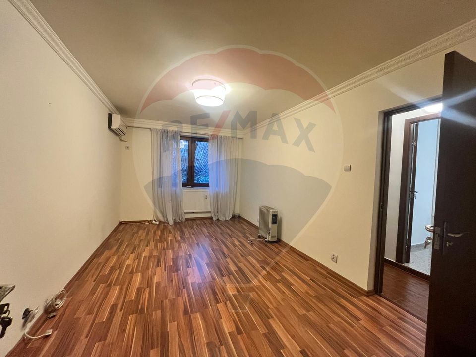 2 room Apartment for rent, Stefan cel Mare area