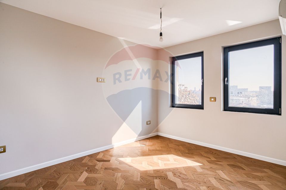 Penthouse exclusivist pe două niveluri, cu terasă– zona Intim