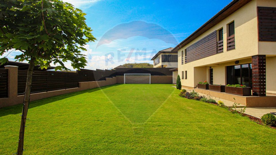 REZERVAT Casă individuala Harman