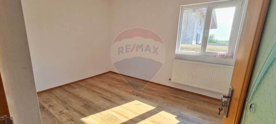 4 room House / Villa for sale