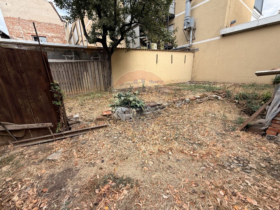 Teren Craiova Ultracentral 479mp