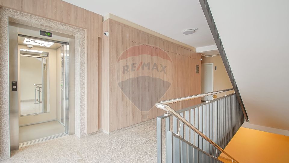 2 room Apartment for rent, Tractorul area