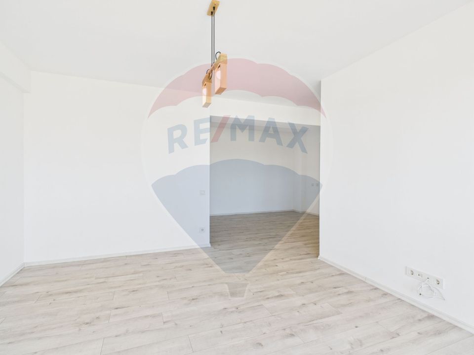 2 room Apartment for sale, Est area