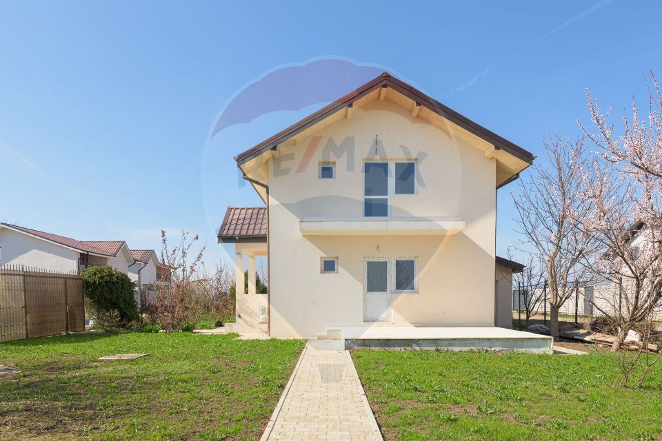 Casă  |  4 camere  |  Bragadiru-Varteju |