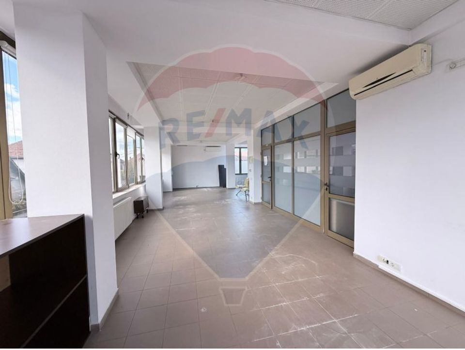 70sq.m Office Space for rent, Calea Dumbravii area