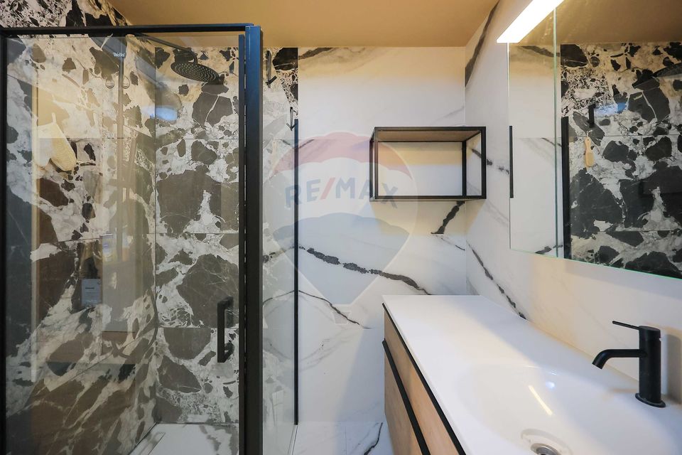 Apartament/Penthouse de Închiriat cu 3 Dormitoare și Terasă, Decebal