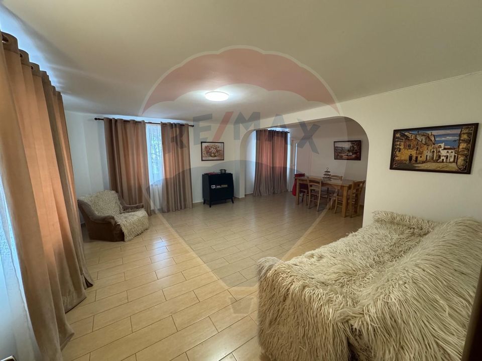 6 room House / Villa for sale, Darmanesti area