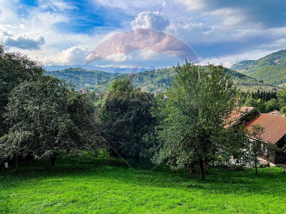 Casă cu potențial turistic și rezidențial în Moieciu de Jos, BRAN