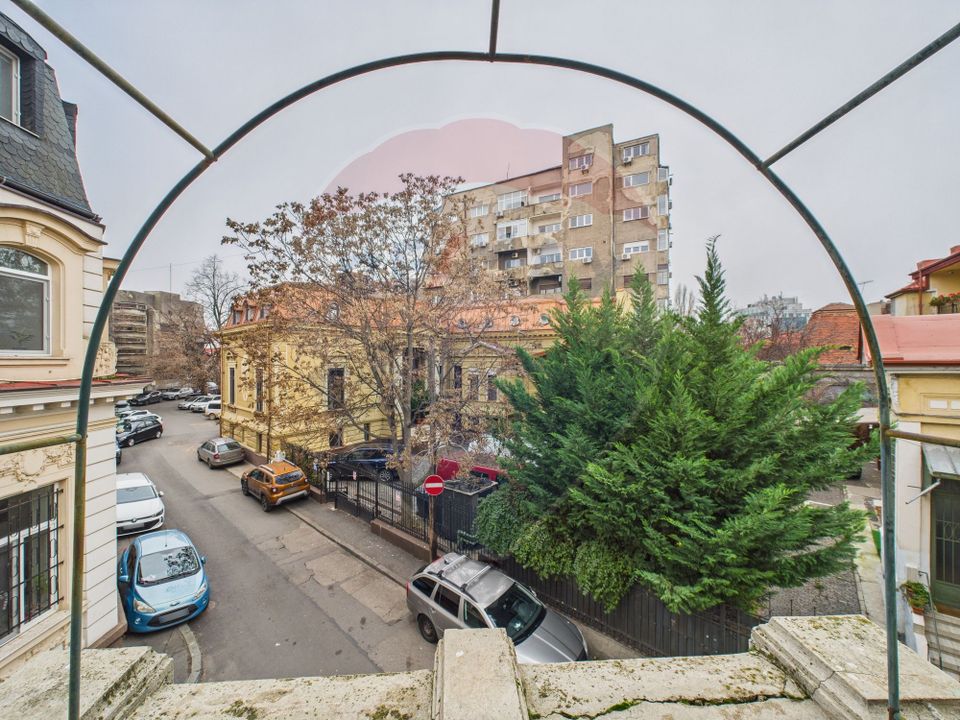 3 room Apartment for sale, P-ta Unirii area