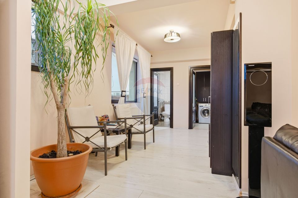 PENTHOUSE ULTRACENTRAL CU PRIVELISTE PANORAMICĂ | 3 CAMERE