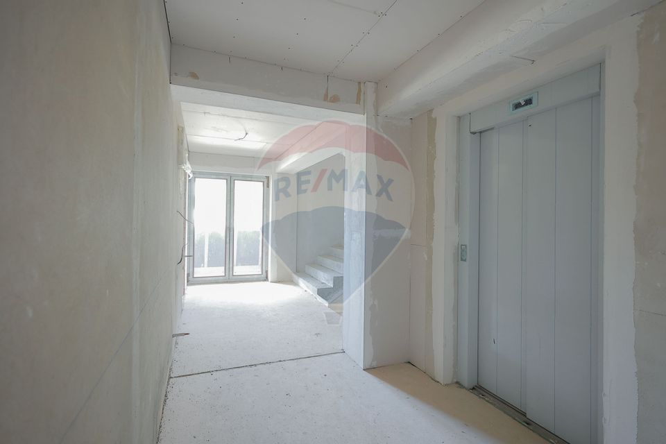 40 room Hotel / Pension for sale