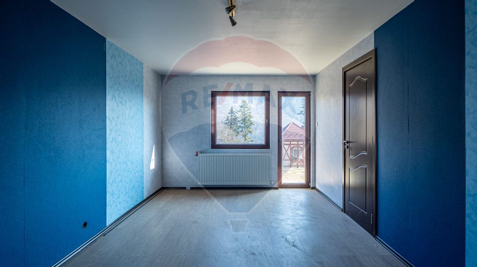 VILA! Investitie - pretabil pensiune SINAIA- zona apreciata turistic!