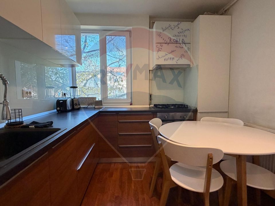 Apartament cu 2 camere de închiriat în zona Grivitei