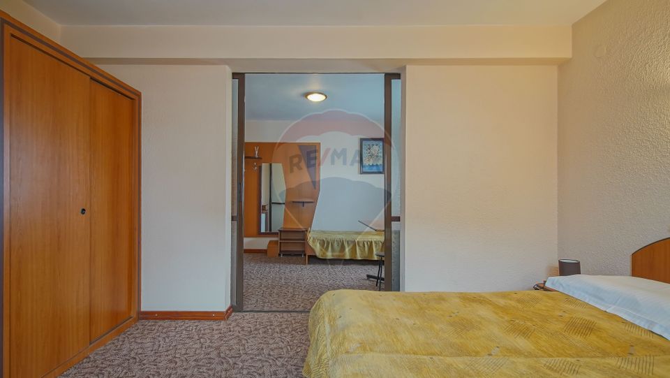 12 room Hotel / Pension for sale, Blumana area