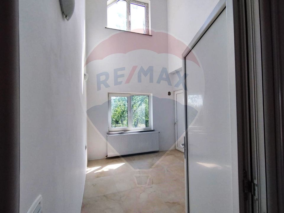 5 room House / Villa for sale