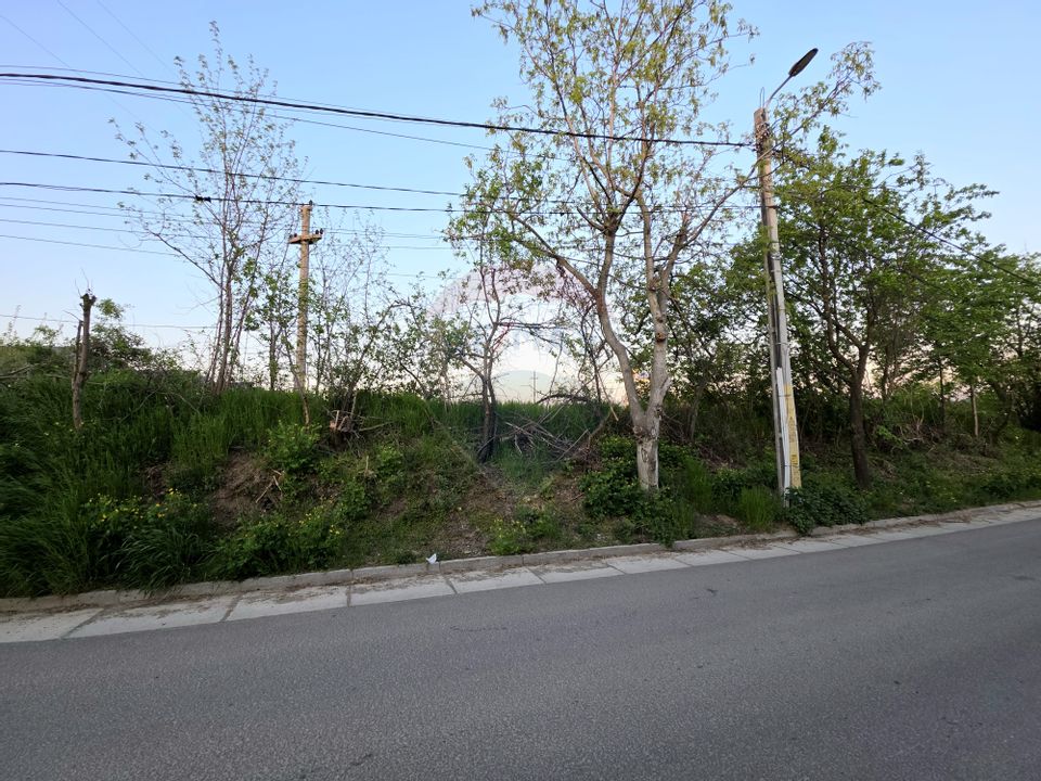 Teren 6253 mp de vânzare în Magura