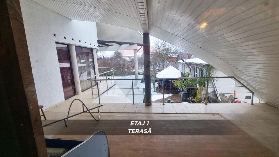 10 room House / Villa for sale, Central area