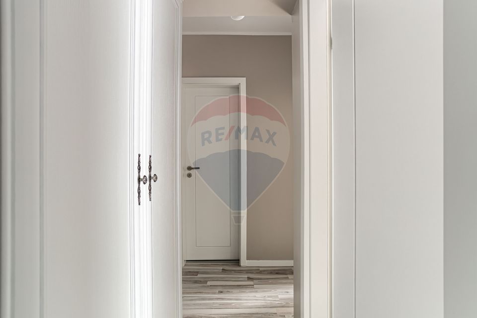 3 room Apartment for rent, Boul Rosu area