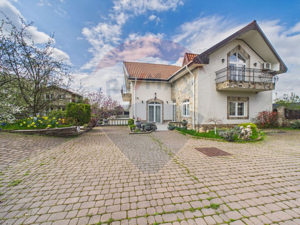 608sq.m Special Property for sale