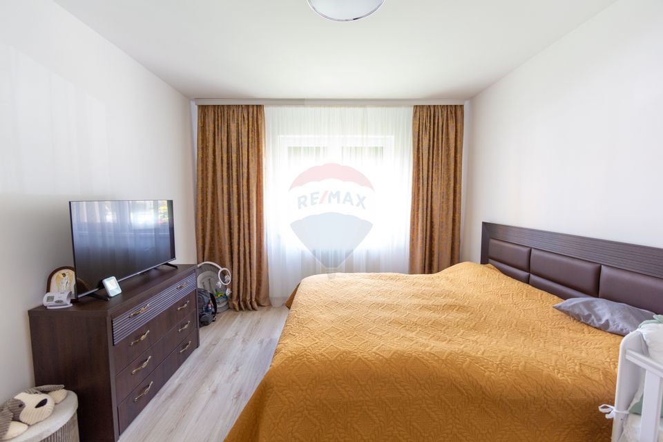 Apartament cu 3 camere, grădină proprie și parcare – Casa Nobel