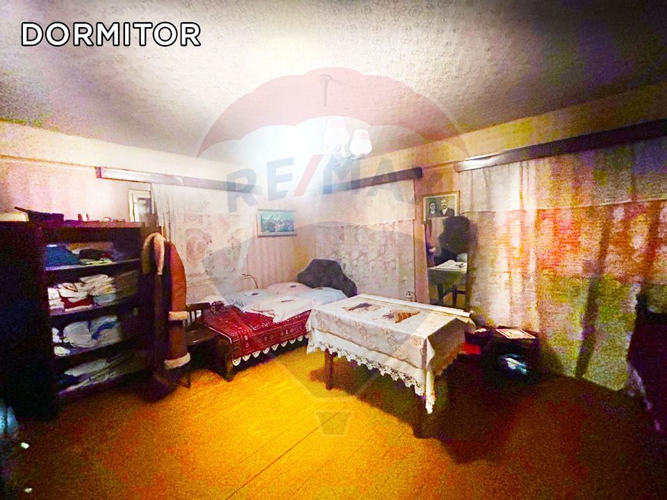 Casă din caramida cu 4 camere de vânzare in Bucumi MM langa DN