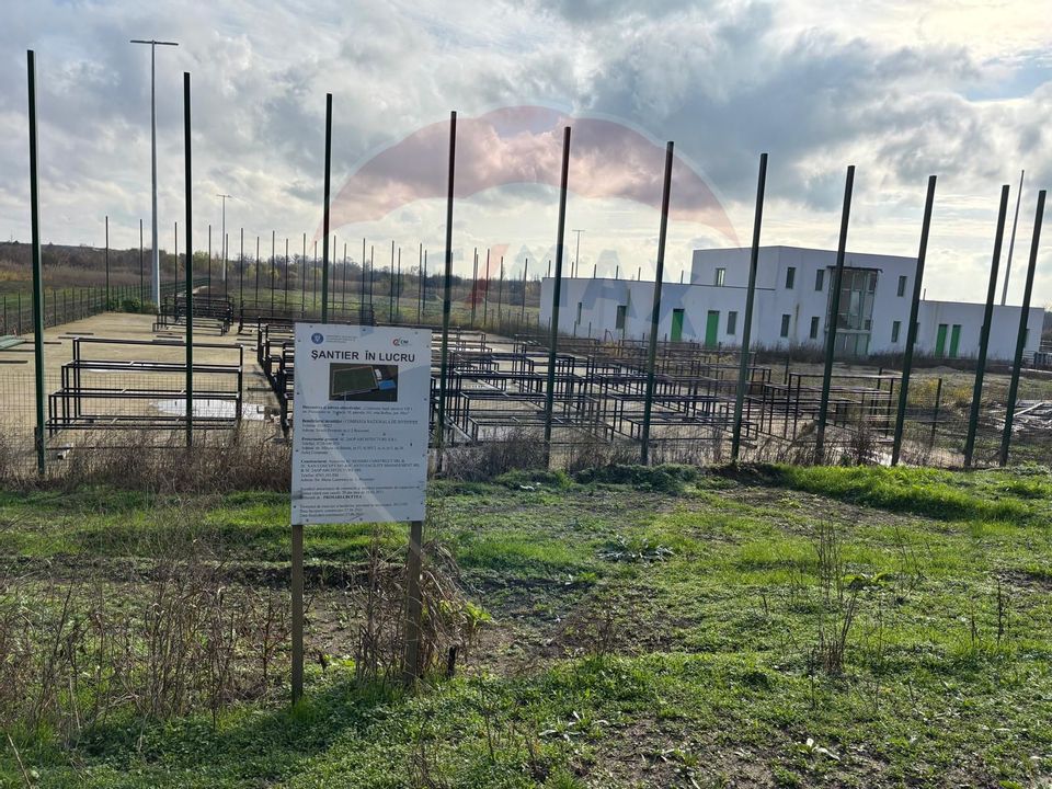 Teren 7094 mp Buftea poziție excelentă vizavi de parc, acces asfaltat