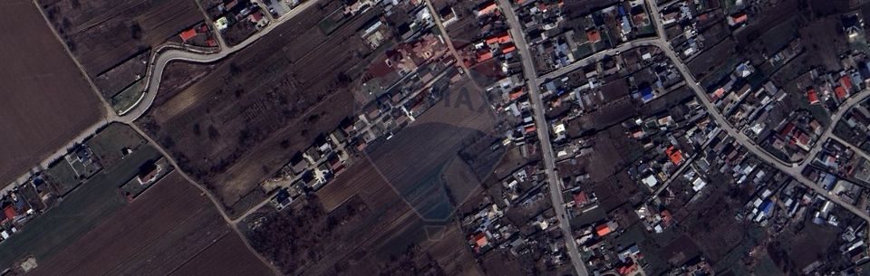 Land 9,012sqm Saucesti / Strada Cireșului