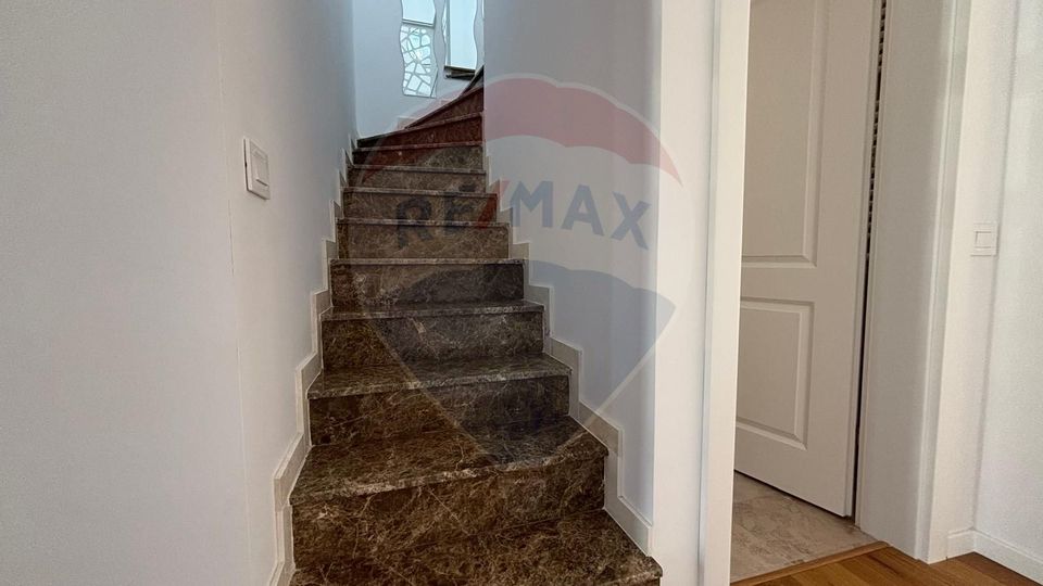 Casa  cu etaj de inchiriat pe termen lung Eforie Nord