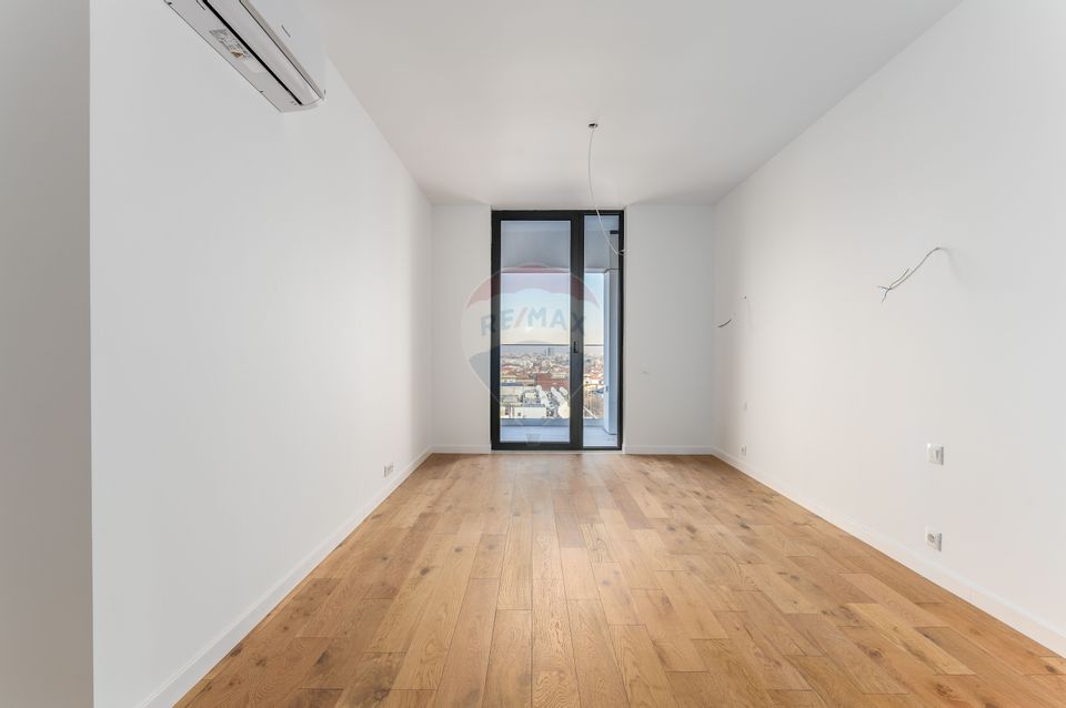 Double Studio (2 rooms) in Expozitiei Blvd., Agronomy, Press Square