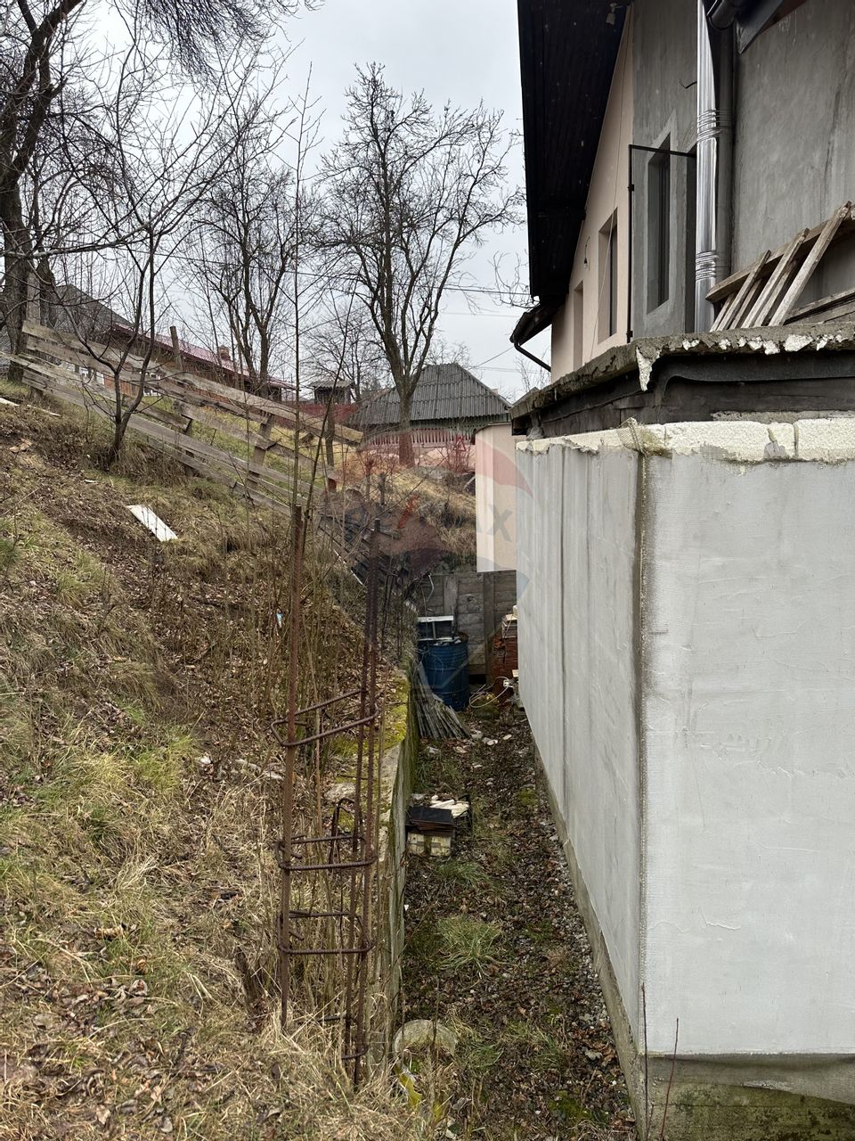 4 room House / Villa for sale