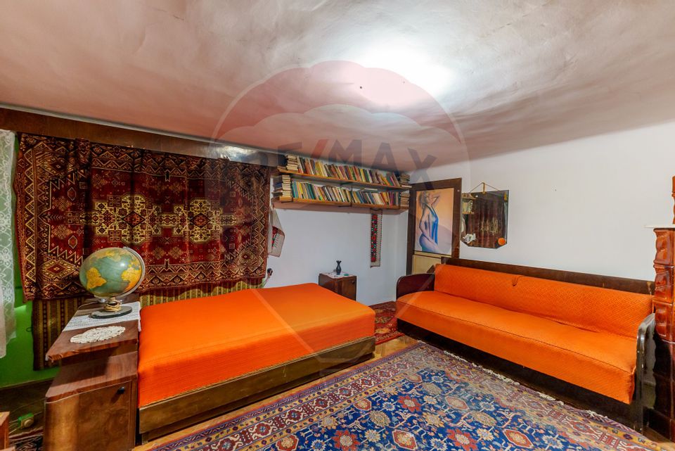 7 room House / Villa for sale, Dragasani area